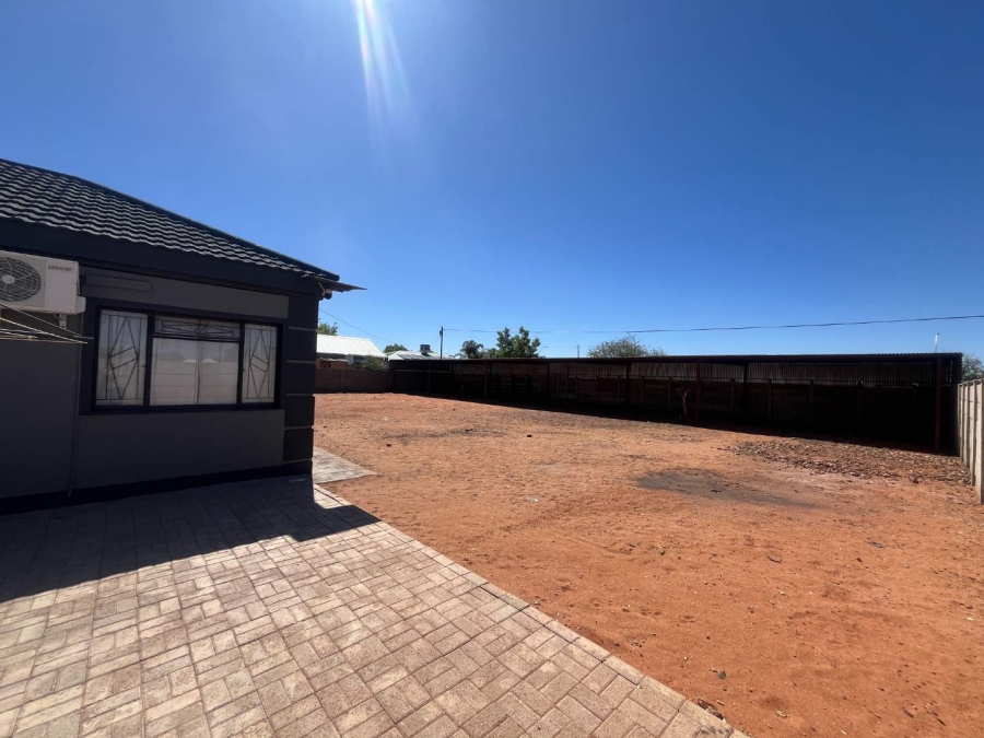 3 Bedroom Property for Sale in Keidebees Northern Cape